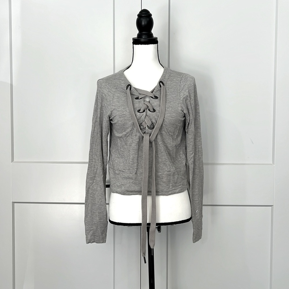 ALO Lace Up Athletic Long Sleeve Top, Small